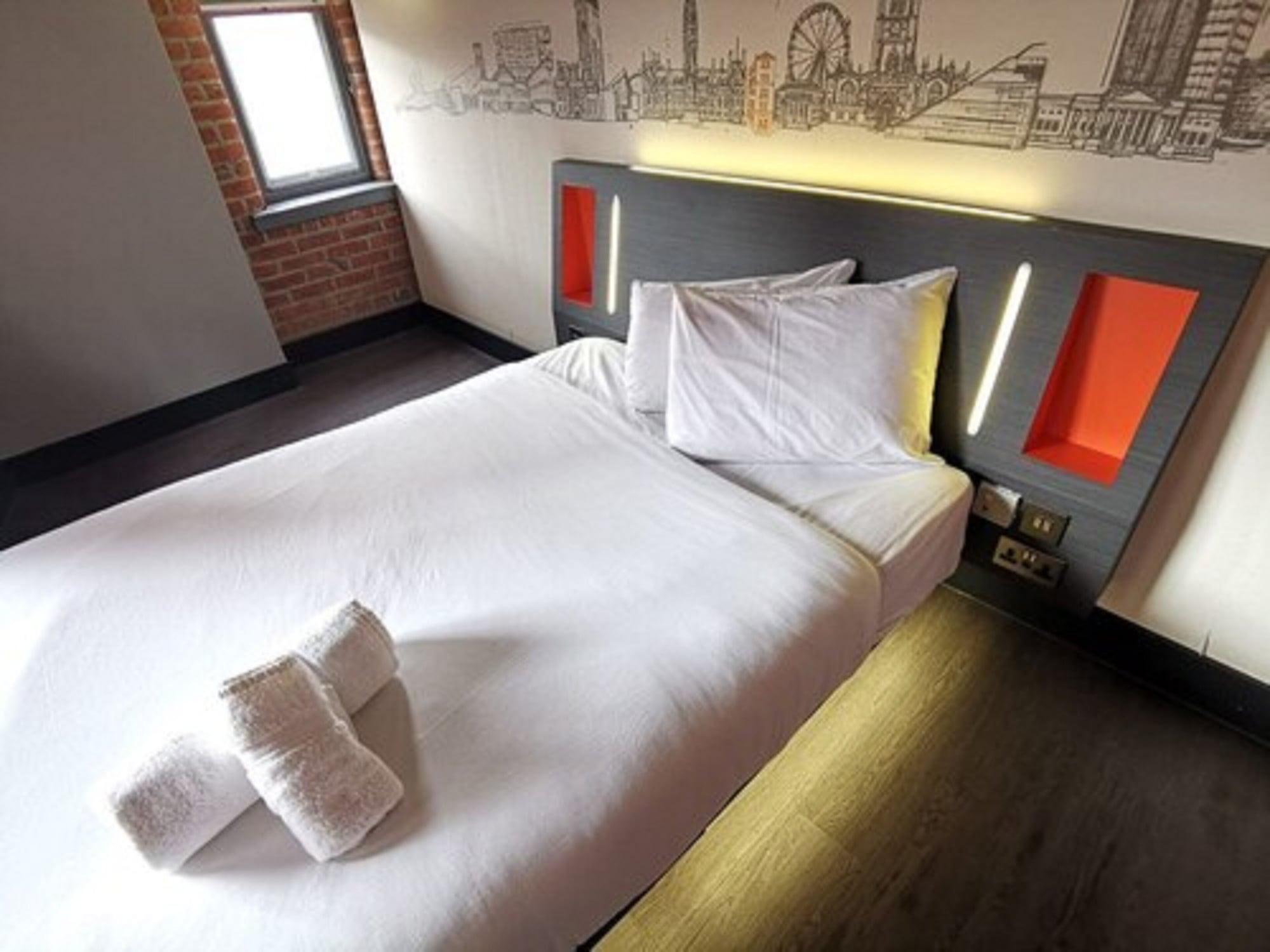 Easyhotel Manchester Ngoại thất bức ảnh