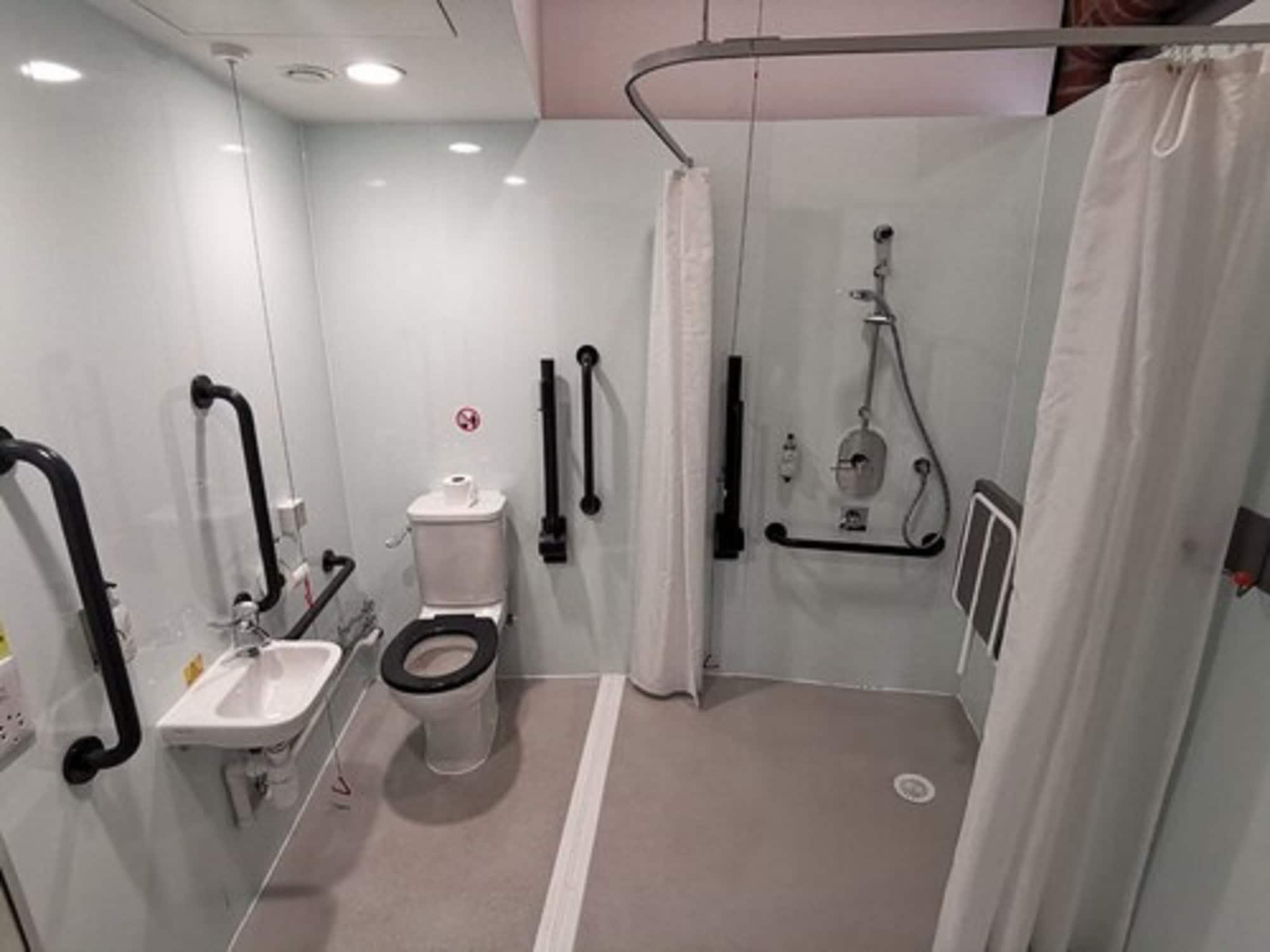 Easyhotel Manchester Ngoại thất bức ảnh