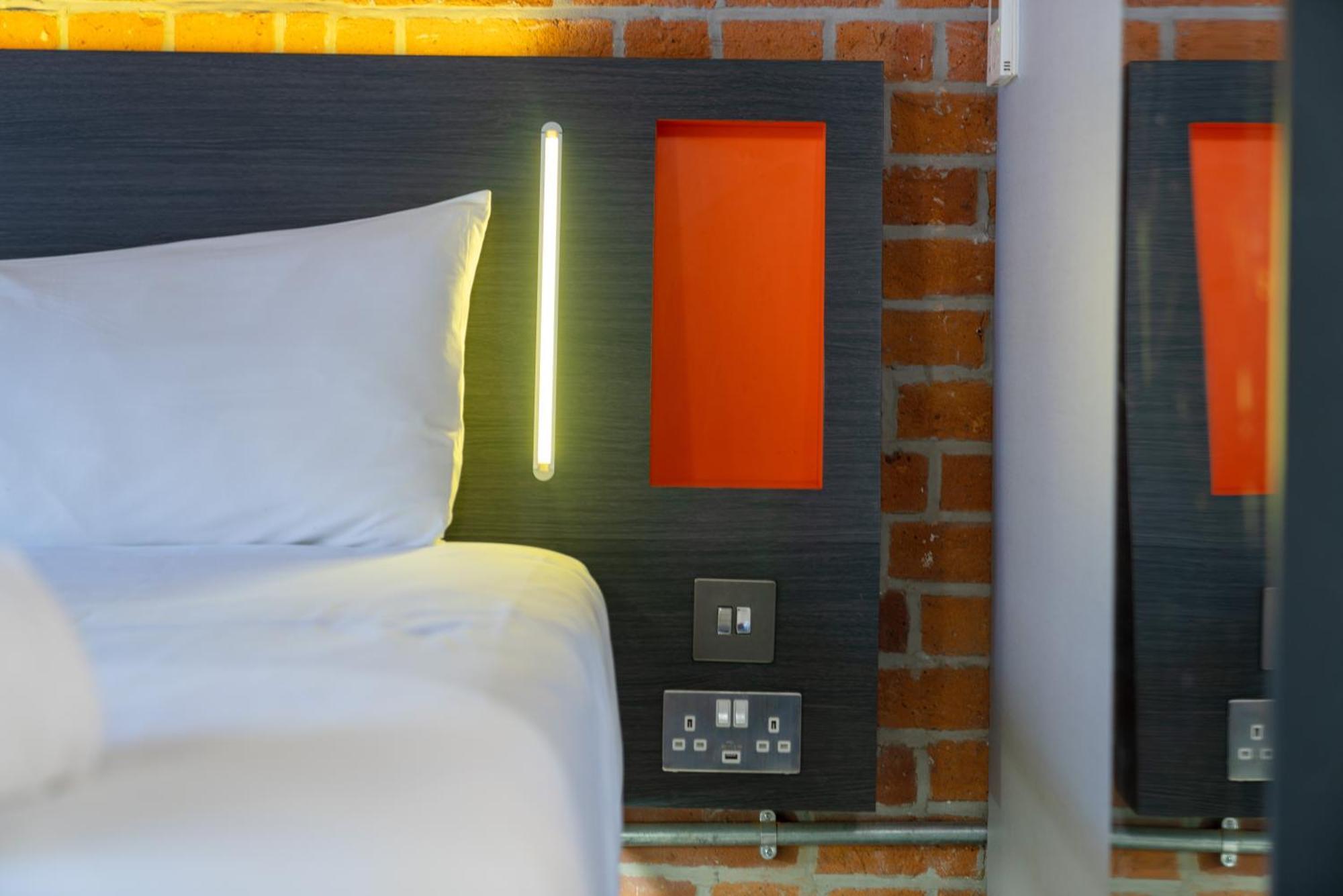 Easyhotel Manchester Ngoại thất bức ảnh