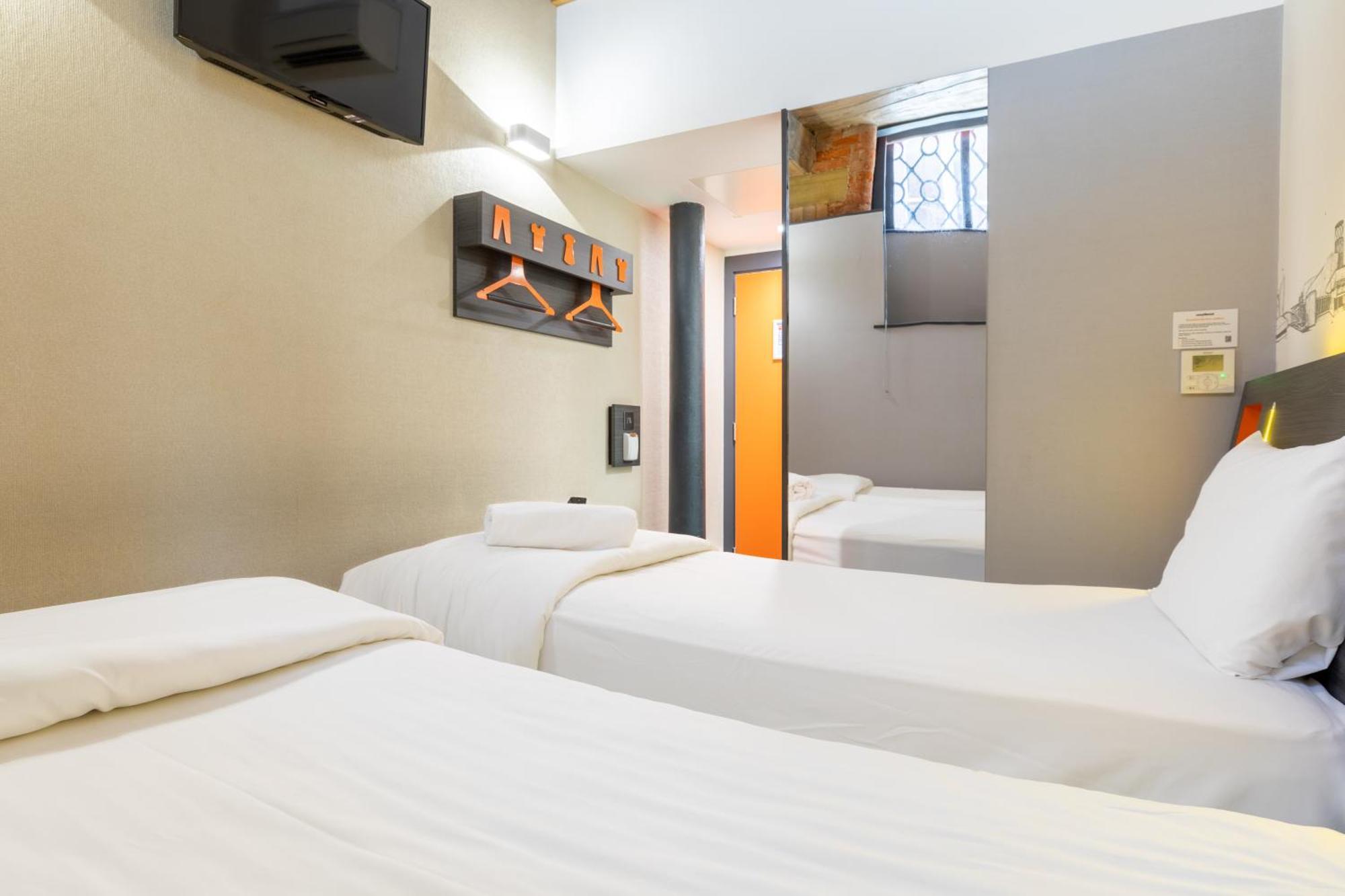 Easyhotel Manchester Ngoại thất bức ảnh